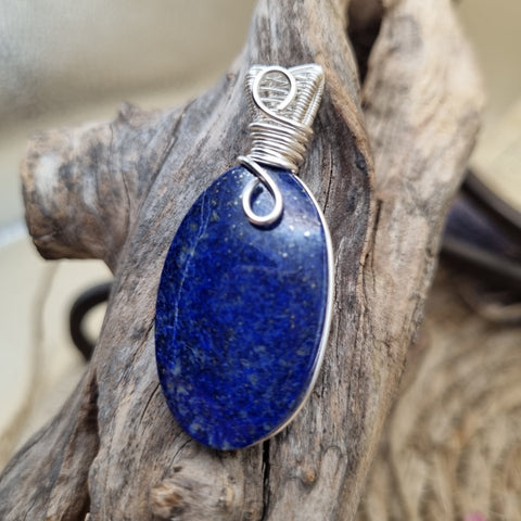 Pendentif Lapis-Lazuli artisanal – Talismans des Anciens Royaumes