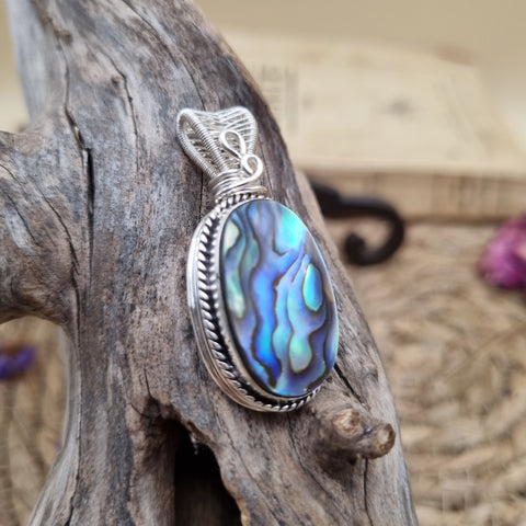 Pendentif Abalone Shell artisanal – Éclat des Mers