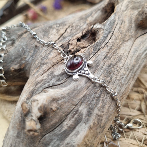 Bracelet artisanal Grenat - Force d'un Autre Temps