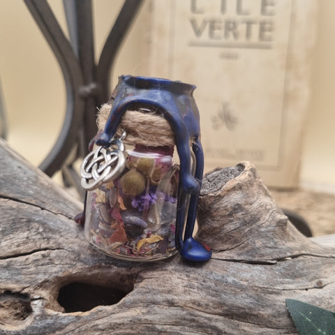 Spell Jar de Protection & Apaisement – Création artisanale en pierres et plantes