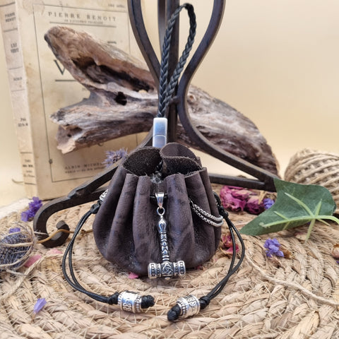 ⚔️ Bourse Nordique Artisanale – Mjöllnir des Runes