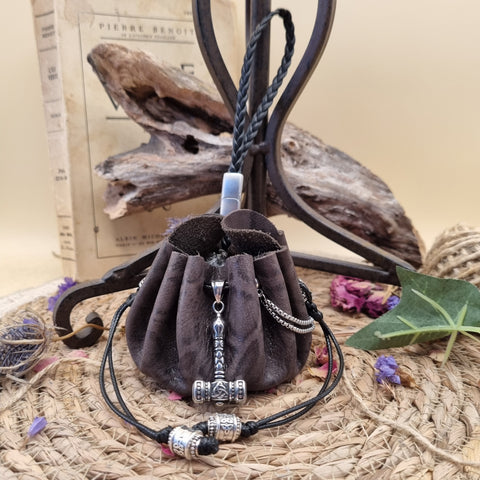 ⚔️ Bourse Nordique Artisanale – Mjöllnir des Runes