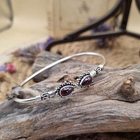 🔥 Bracelet « Serment des Clairières Rouges » – Grenat