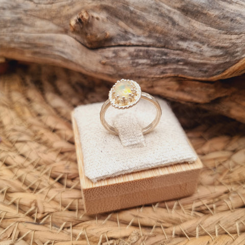 ✧ Bague Opale de Welo — Goutte des Forêts Anciennes ✧