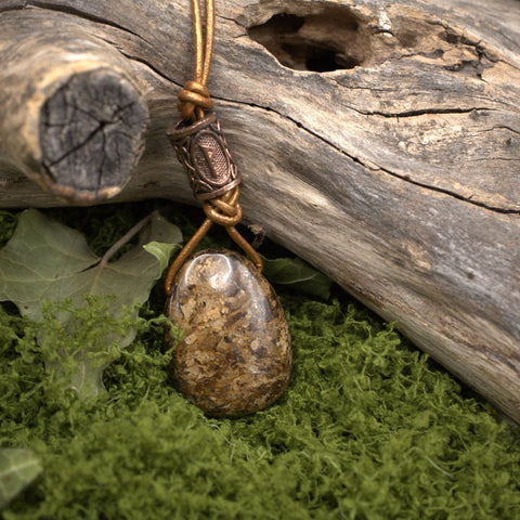 Collier de Wunju — L’Éclat du Feu Intérieur