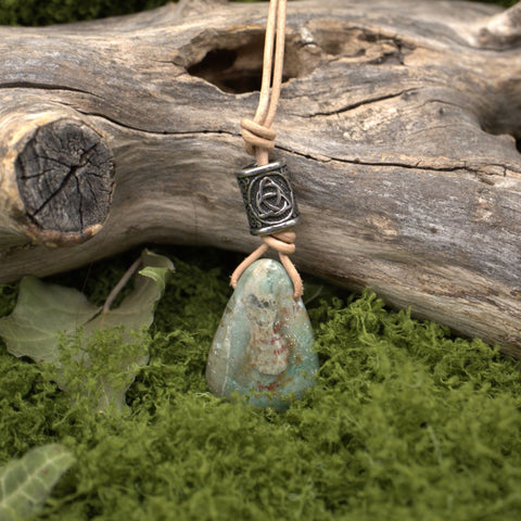 Collier de Sylvaris — Le Souffle des Terres Vivantes