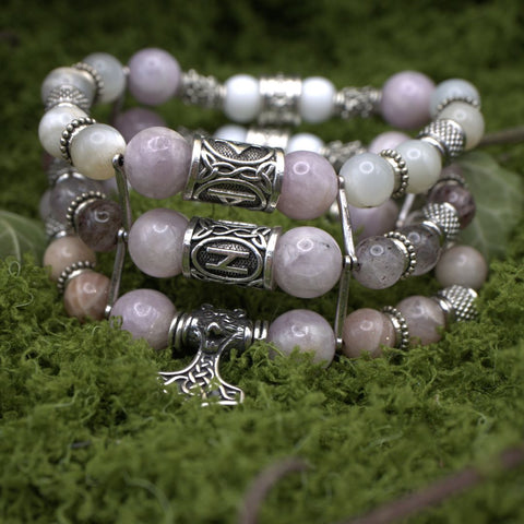Bracelet Triple d’Æloria — L’Étreinte des Mondes Intérieurs
