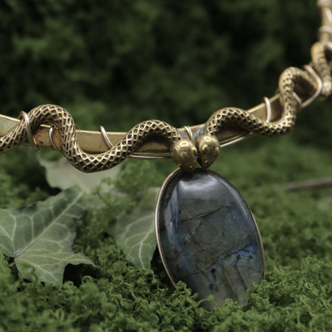 Torc de Svarthild — Les Serpents de Lumenombre