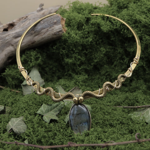 Torc de Svarthild — Les Serpents de Lumenombre