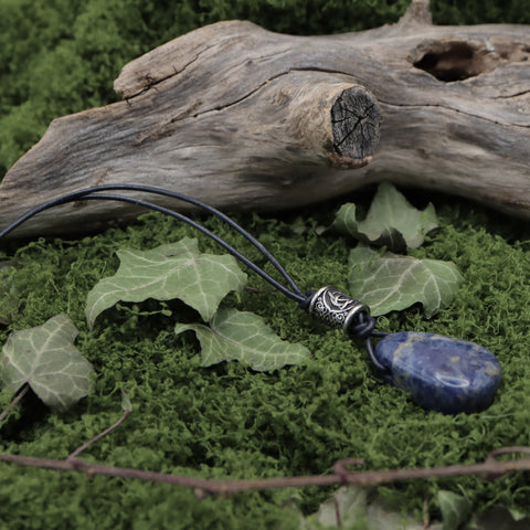 🔵 Collier « Aelmor » — Le Chant des Eaux Anciennes